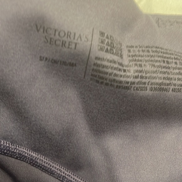 NWOT Victoria's Secret incredible essential legging in lavender size small - Picture 13 of 14